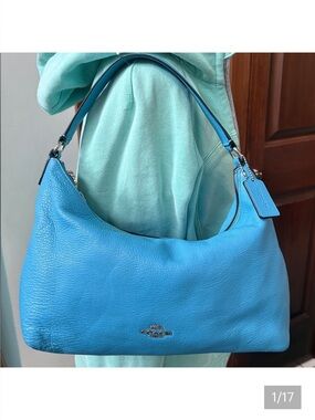 Coach Vibrant Blue Shoulder Bag/ crossbody bag  Hobo  satchel  pebbled Leather